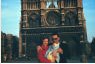 Notre Dame de Pars con Yohanna y Enrique (Jr), abril de 1965.